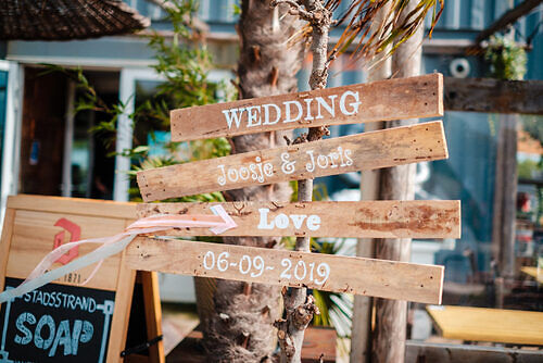 Bruidsboeket Van Kunstbloemen Door Meesterlijk Geschikt
